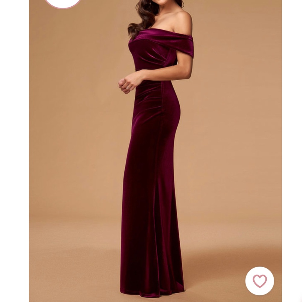 Blush Mark (Azazie) Sweet Thing Cabernet Mermaid Dress size Small